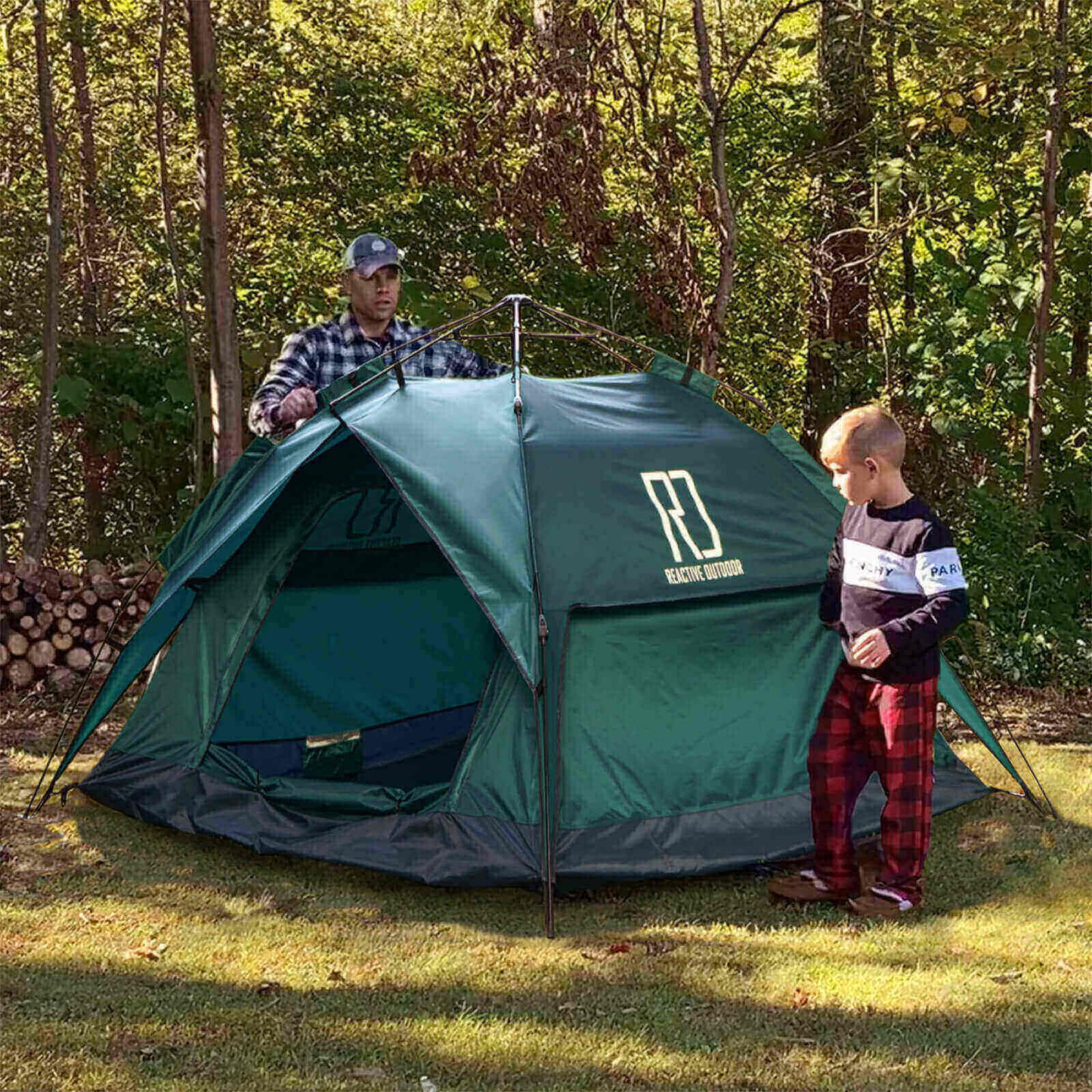 1 Small-Sized + 1 Large-Sized 3 Secs Tent + 2 FREE Camping Tarp (Family Package, EU)